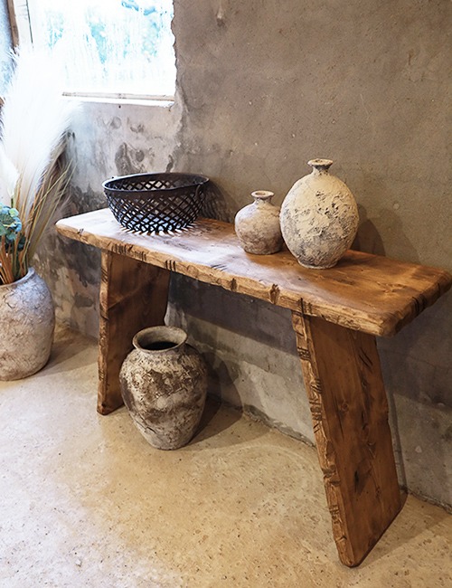 Console Table 600